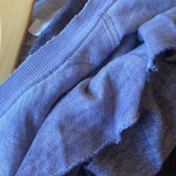 Longhorns woman’s medium pull over sweater - Picture 4 of 4